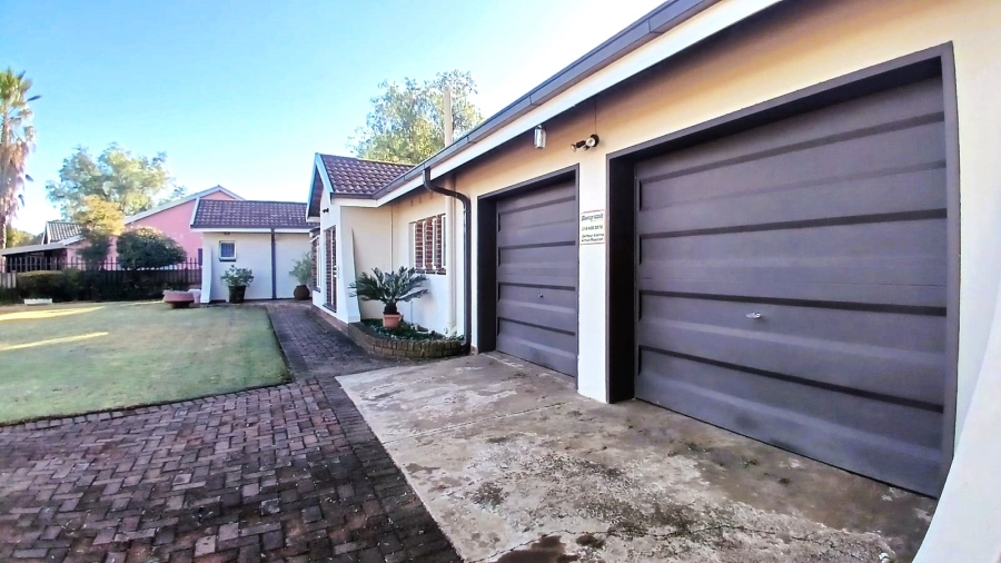 3 Bedroom Property for Sale in Waldrift Gauteng