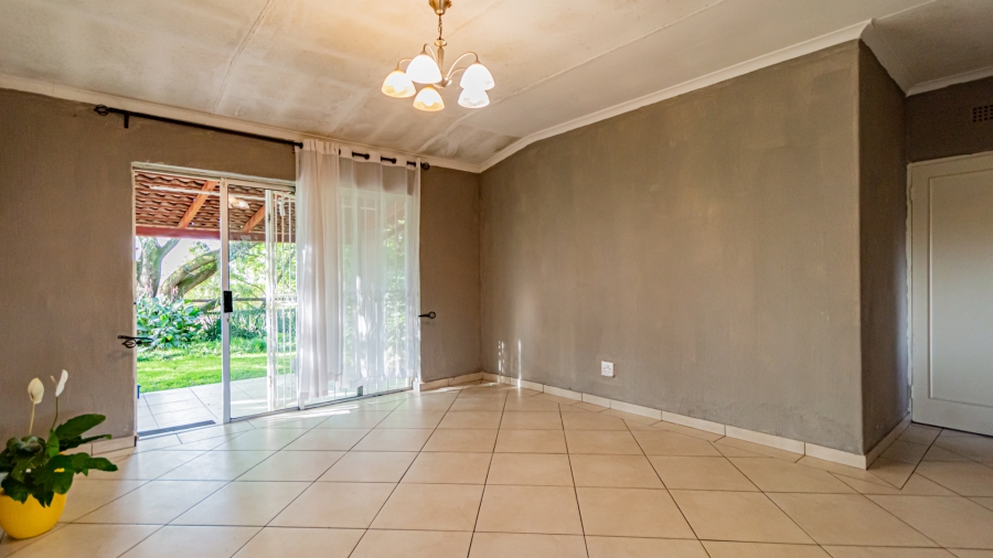 To Let 3 Bedroom Property for Rent in Knoppieslaagte Gauteng