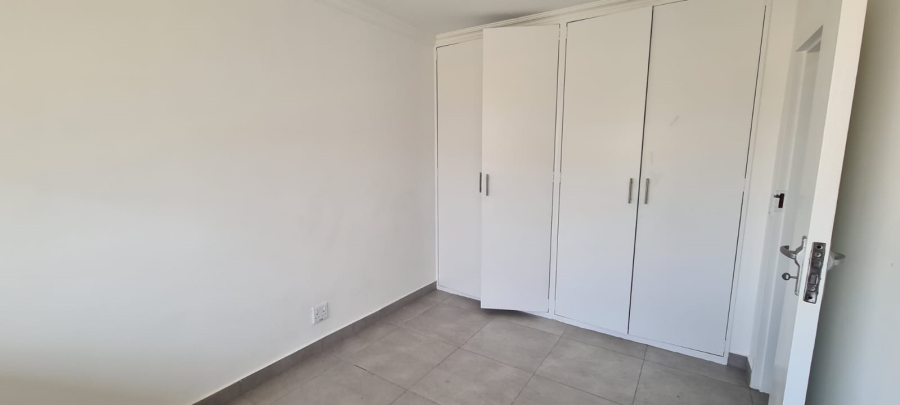 2 Bedroom Property for Sale in South Crest Gauteng
