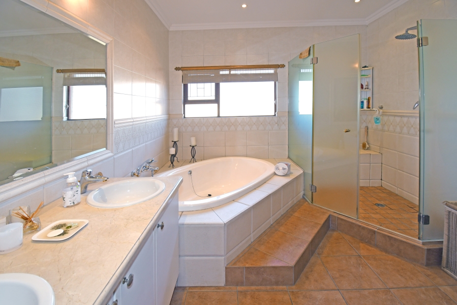 3 Bedroom Property for Sale in Bedfordview Gauteng