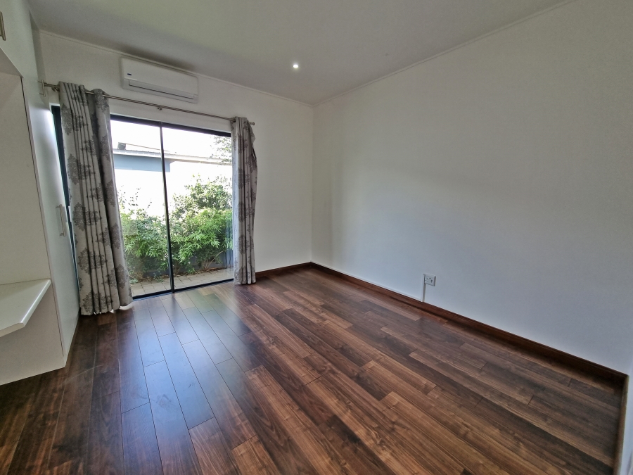 To Let 4 Bedroom Property for Rent in Midstream Ridge Gauteng