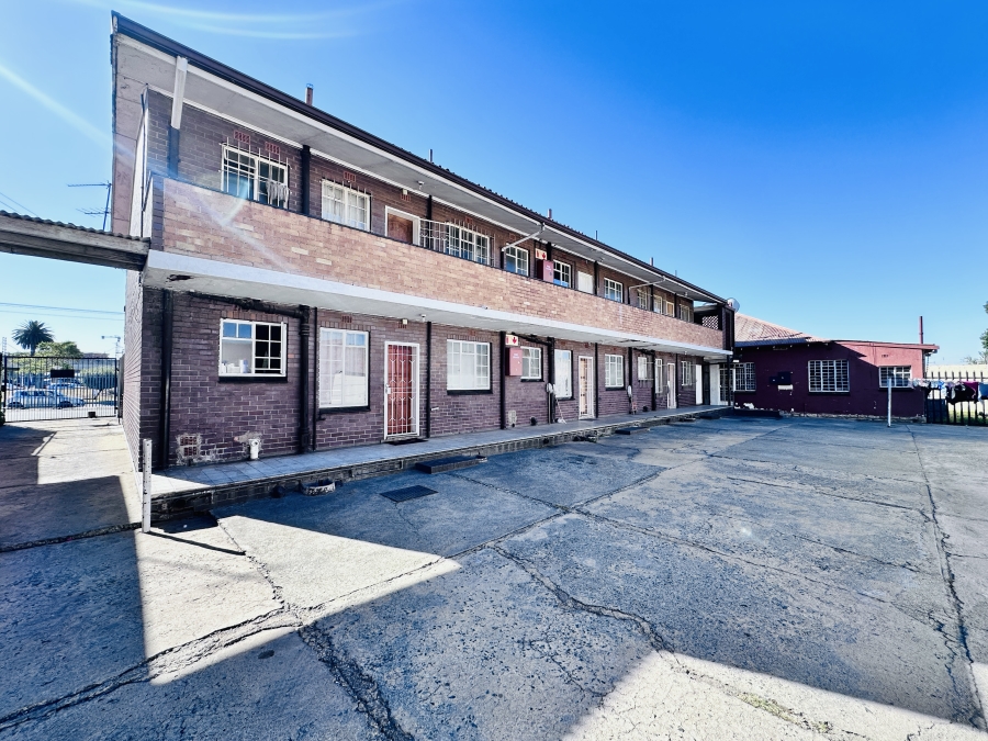 2 Bedroom Property for Sale in Germiston South Gauteng