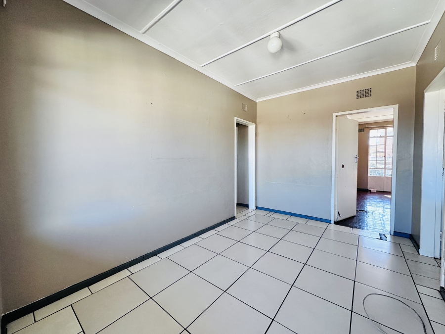 2 Bedroom Property for Sale in Germiston South Gauteng
