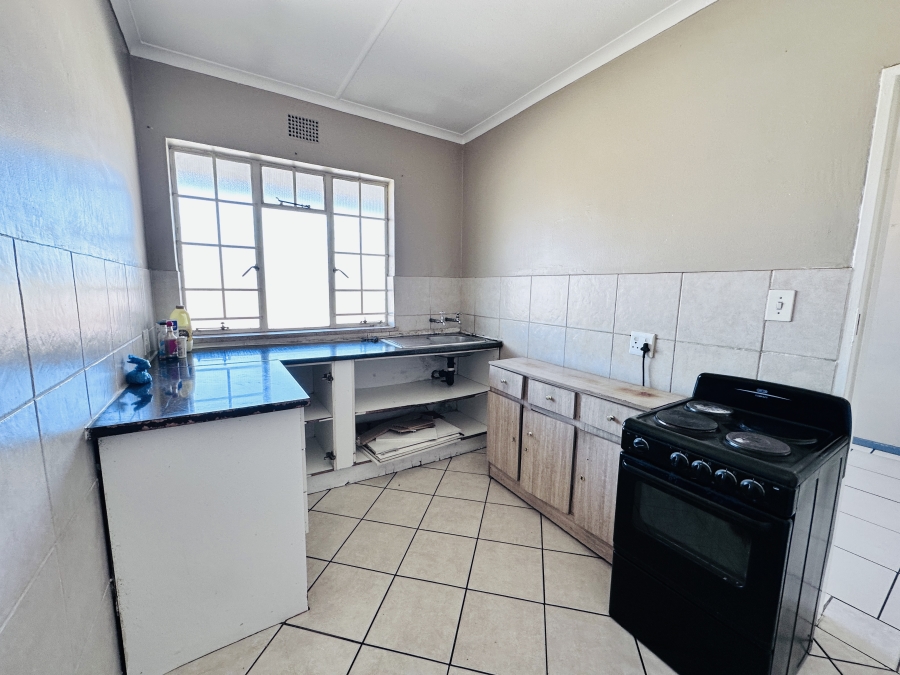 2 Bedroom Property for Sale in Germiston South Gauteng
