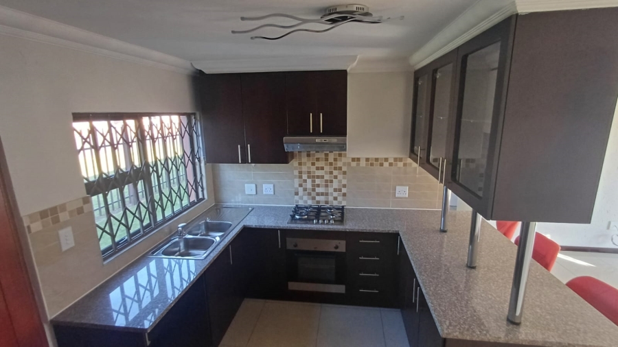 To Let 3 Bedroom Property for Rent in Brackendowns Gauteng