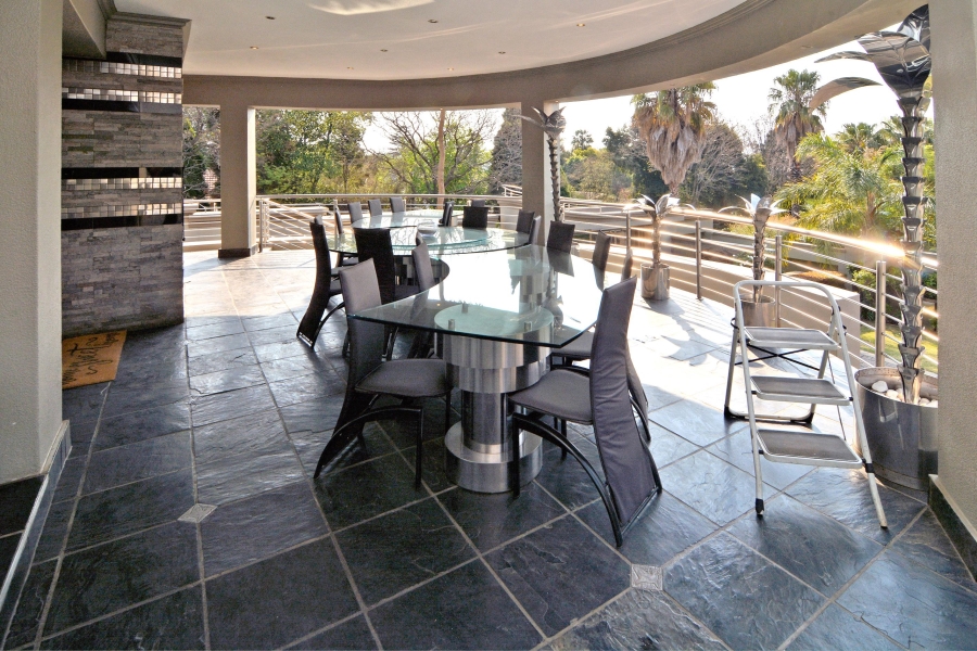 6 Bedroom Property for Sale in Bedfordview Gauteng