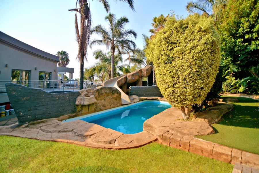 6 Bedroom Property for Sale in Bedfordview Gauteng