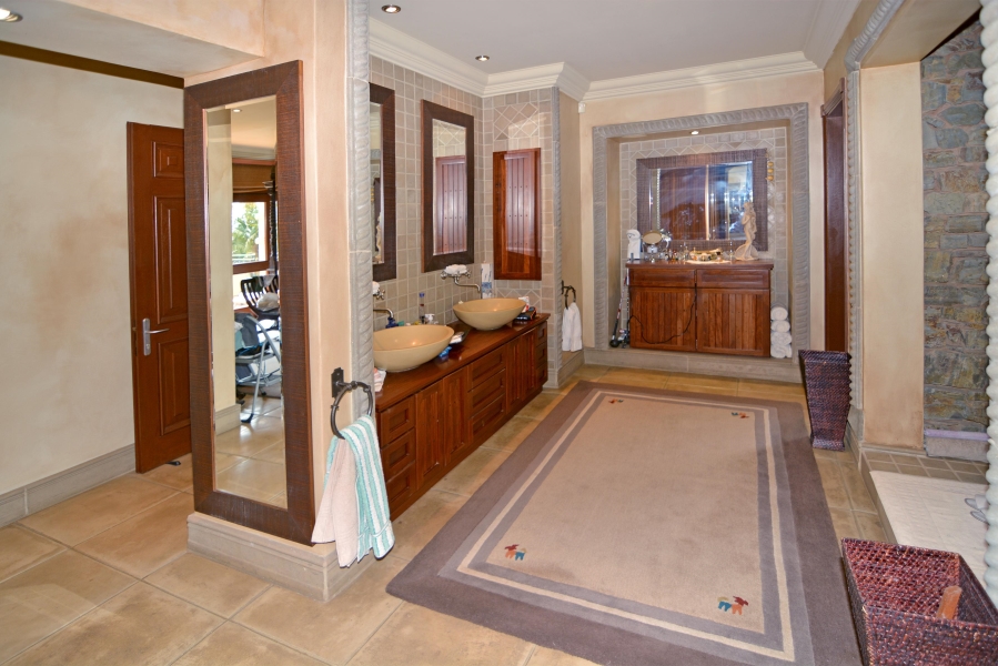 4 Bedroom Property for Sale in Bedfordview Gauteng