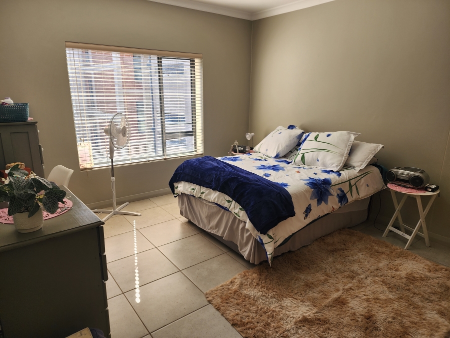 1 Bedroom Property for Sale in Waterkloof Marina Retirement Estate Gauteng
