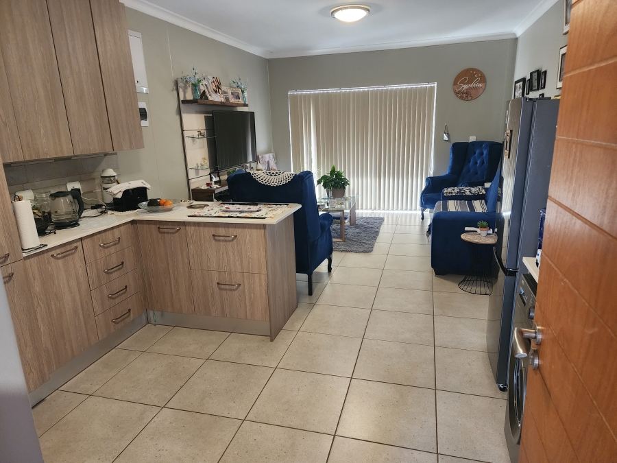 1 Bedroom Property for Sale in Waterkloof Marina Retirement Estate Gauteng