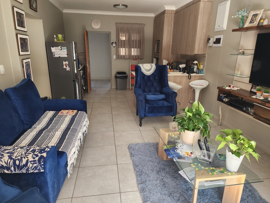 1 Bedroom Property for Sale in Waterkloof Marina Retirement Estate Gauteng