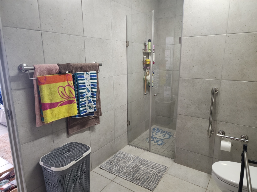 1 Bedroom Property for Sale in Waterkloof Marina Retirement Estate Gauteng