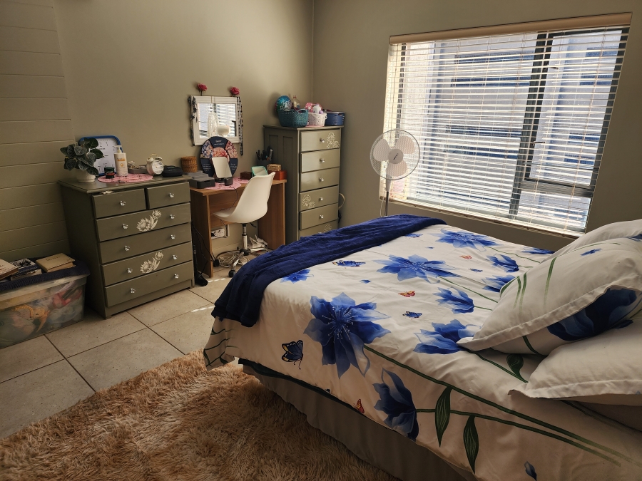 1 Bedroom Property for Sale in Waterkloof Marina Retirement Estate Gauteng