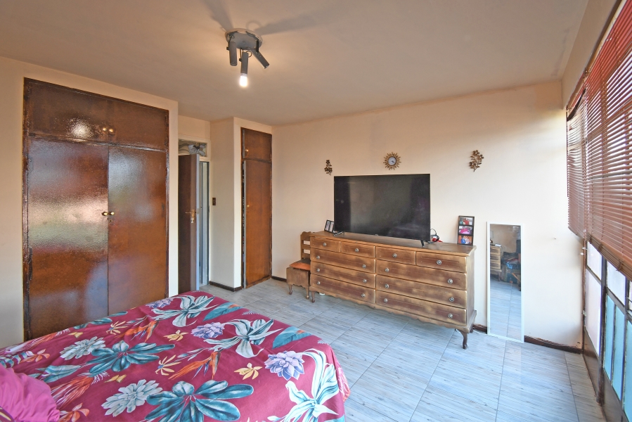 2 Bedroom Property for Sale in Kew Gauteng