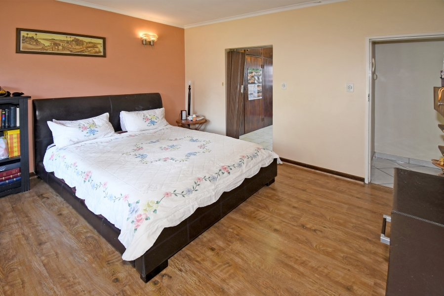 4 Bedroom Property for Sale in Sunninghill Gauteng