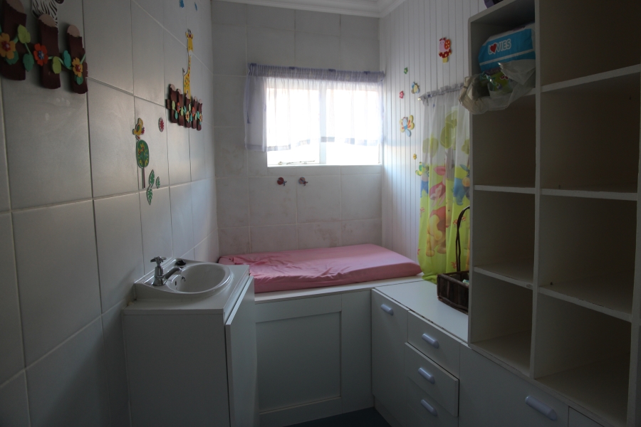 0 Bedroom Property for Sale in Edleen Gauteng