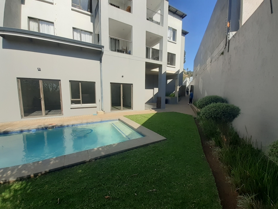 1 Bedroom Property for Sale in Linden Gauteng