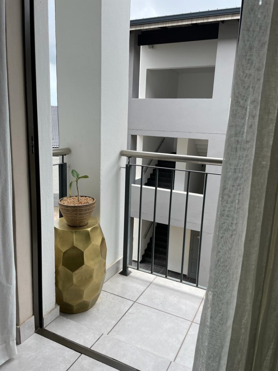 1 Bedroom Property for Sale in Linden Gauteng
