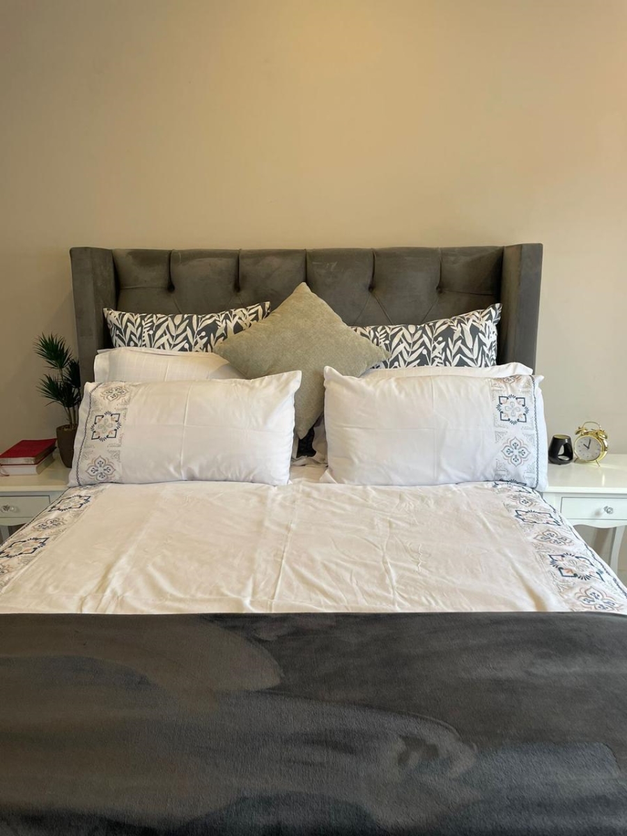 1 Bedroom Property for Sale in Linden Gauteng