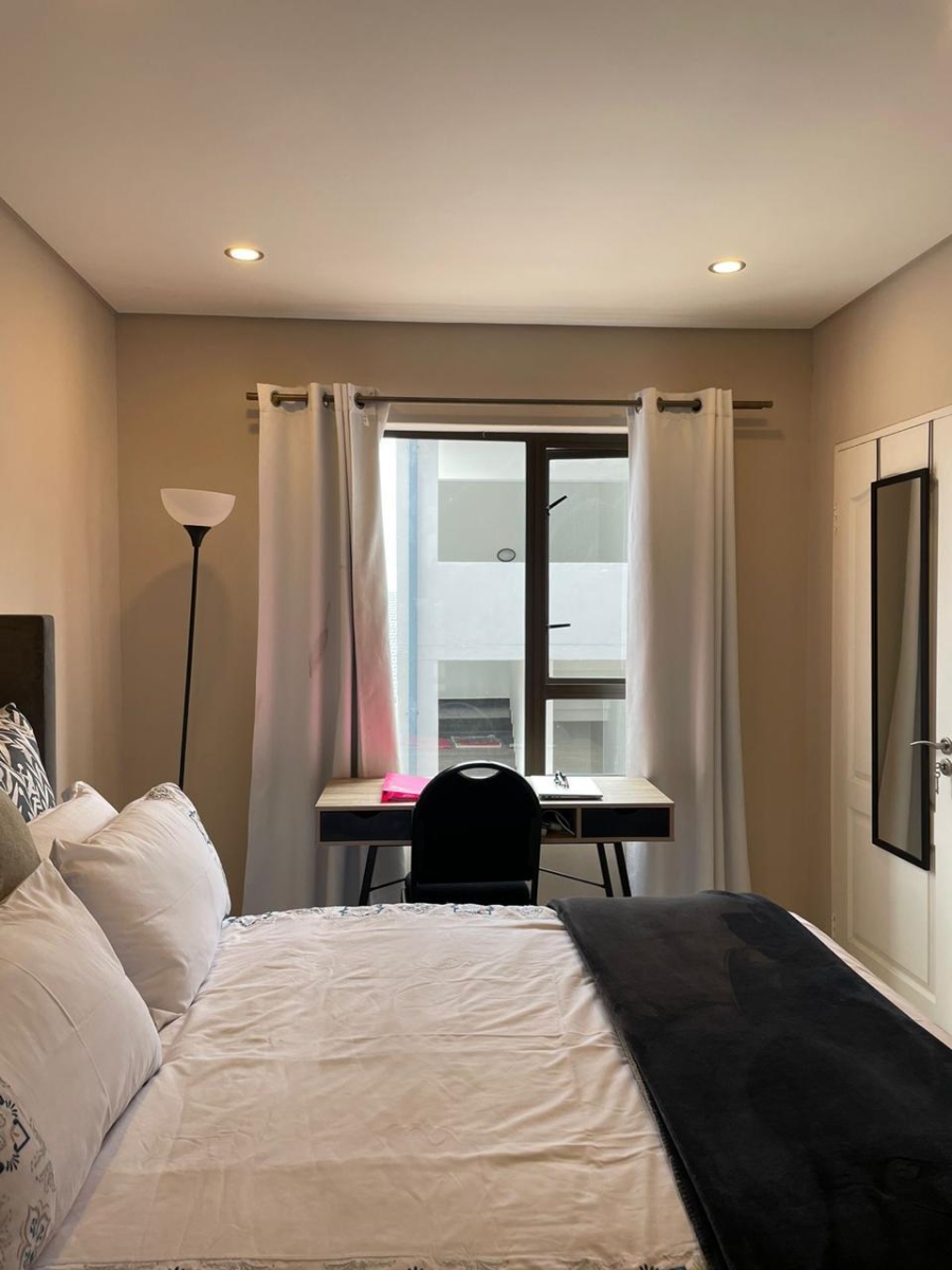 1 Bedroom Property for Sale in Linden Gauteng