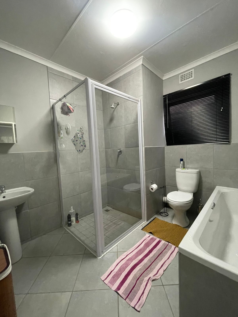 To Let 3 Bedroom Property for Rent in Norton Home Estate AH Gauteng