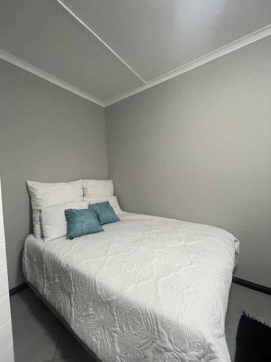 To Let 3 Bedroom Property for Rent in Norton Home Estate AH Gauteng
