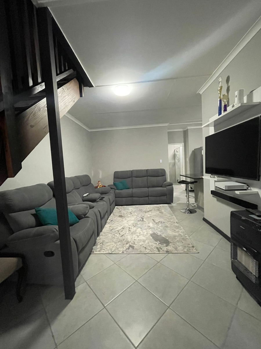 To Let 3 Bedroom Property for Rent in Norton Home Estate AH Gauteng