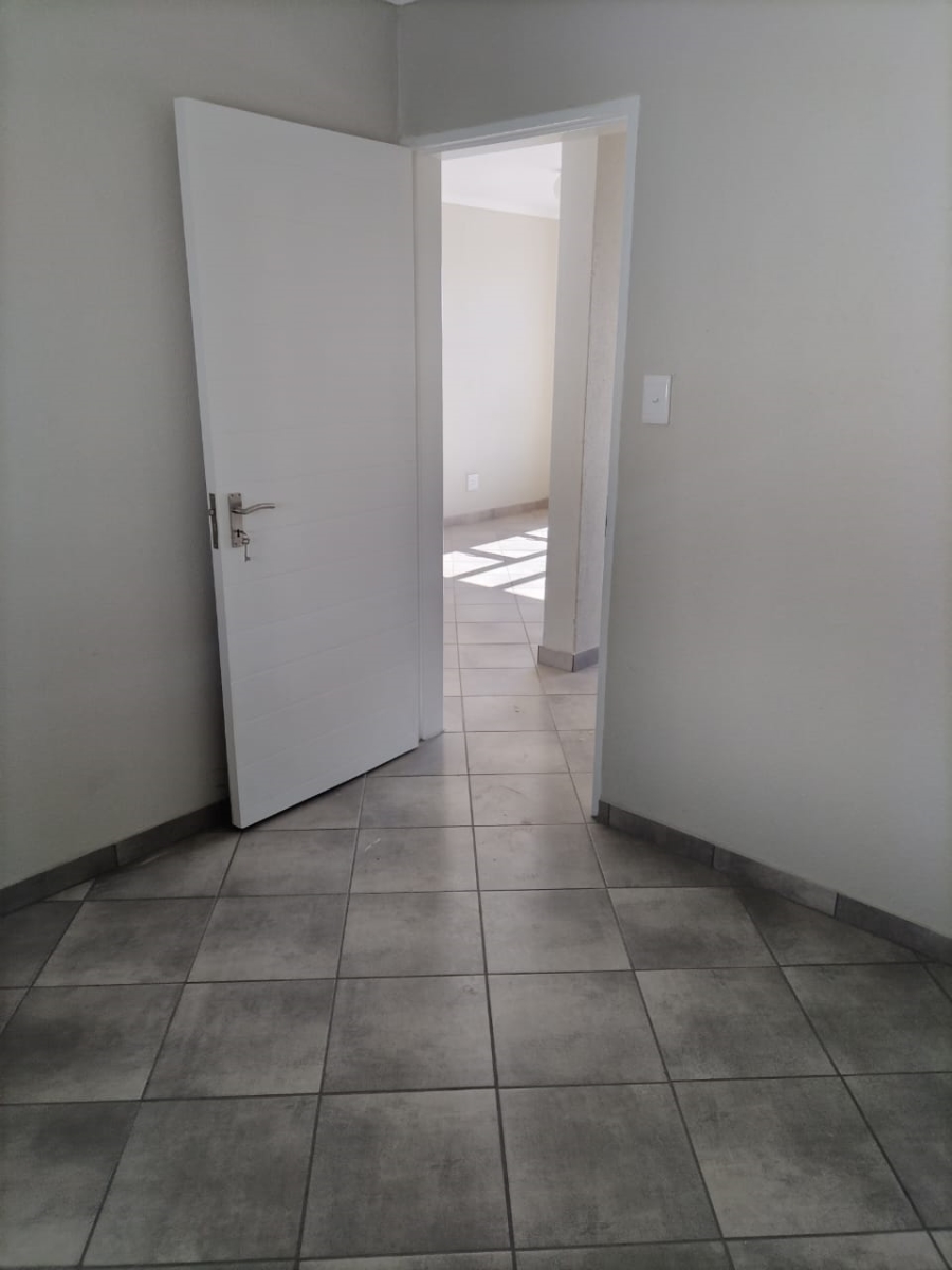 To Let 2 Bedroom Property for Rent in Alliance Gauteng