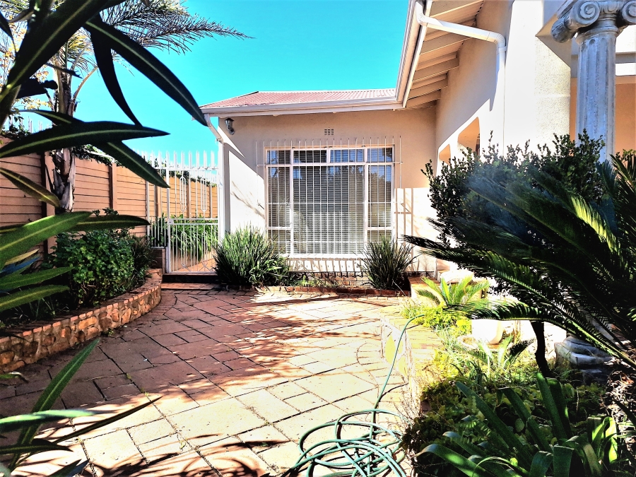 3 Bedroom Property for Sale in Westdene Gauteng