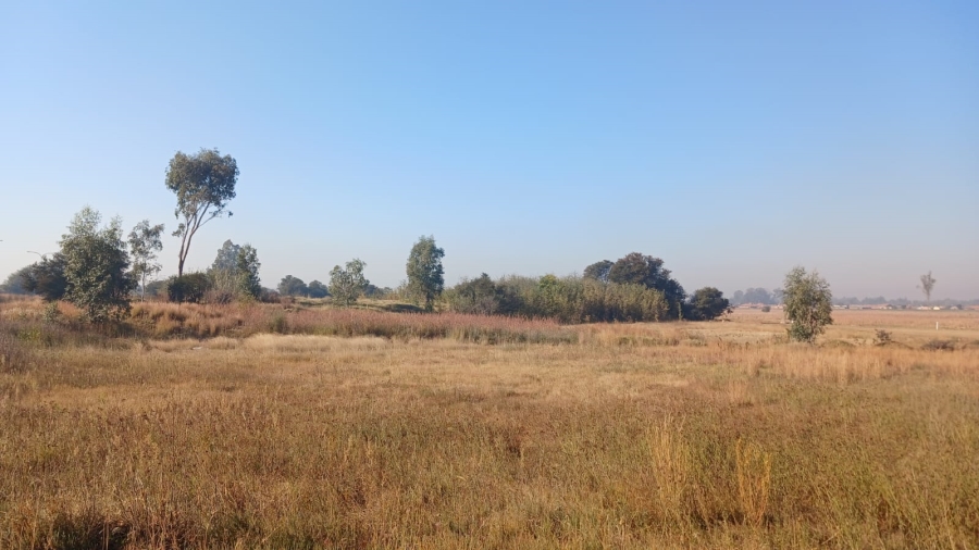 0 Bedroom Property for Sale in Unitas Park Gauteng