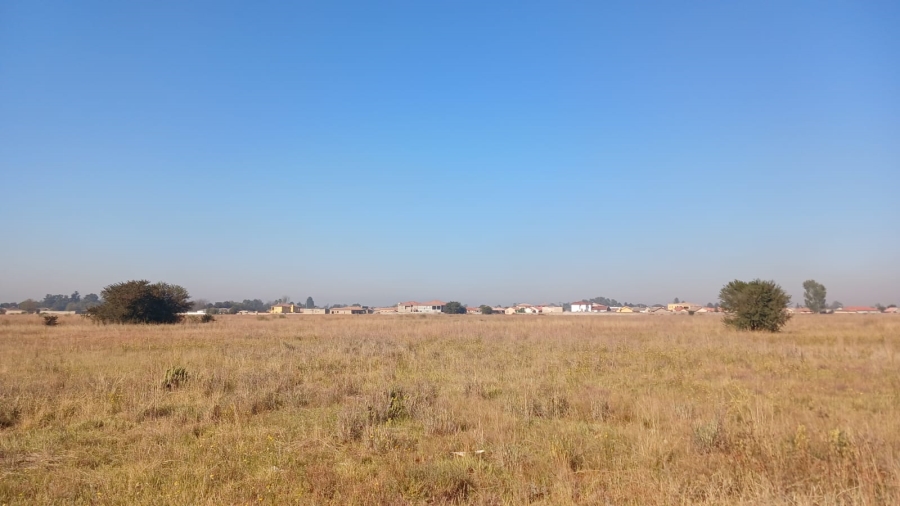 0 Bedroom Property for Sale in Unitas Park Gauteng