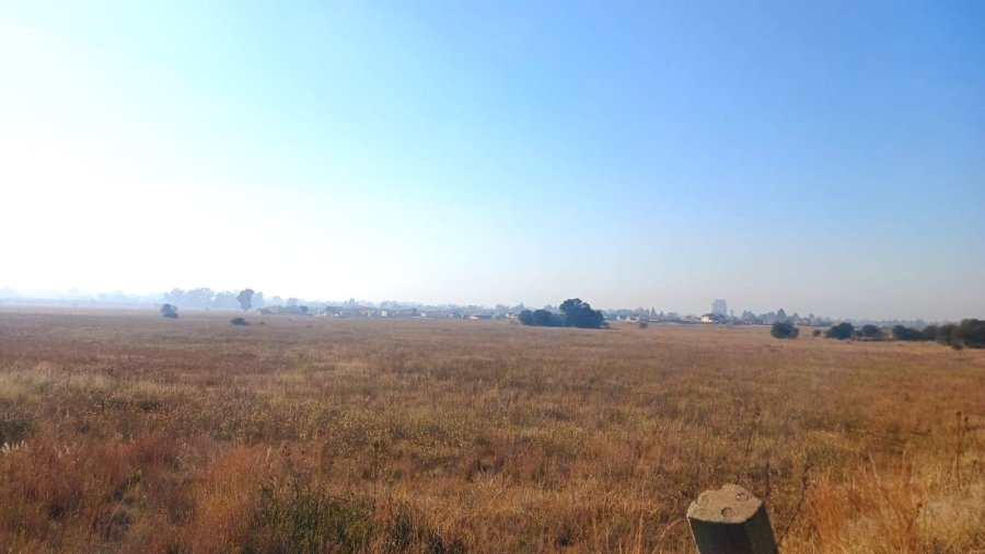 0 Bedroom Property for Sale in Unitas Park Gauteng
