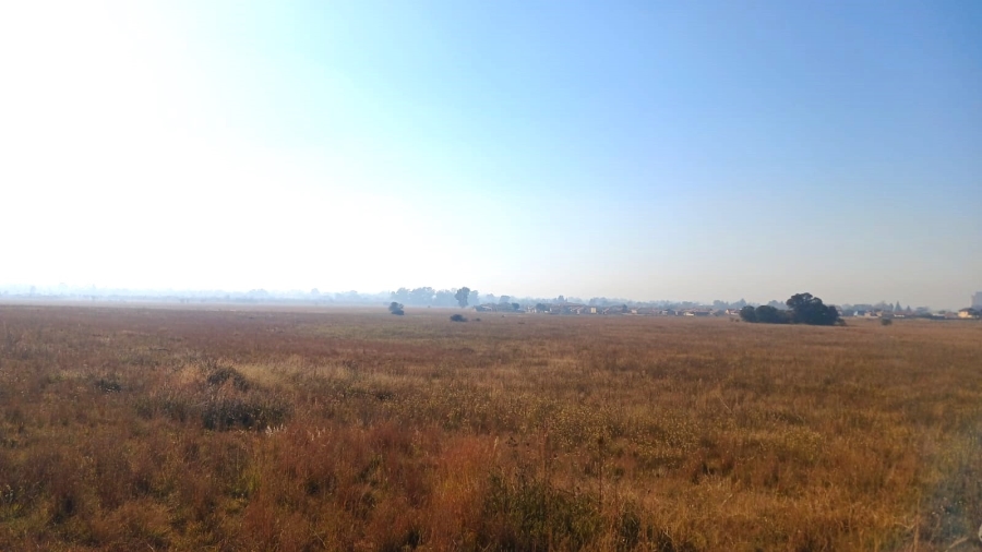 0 Bedroom Property for Sale in Unitas Park Gauteng