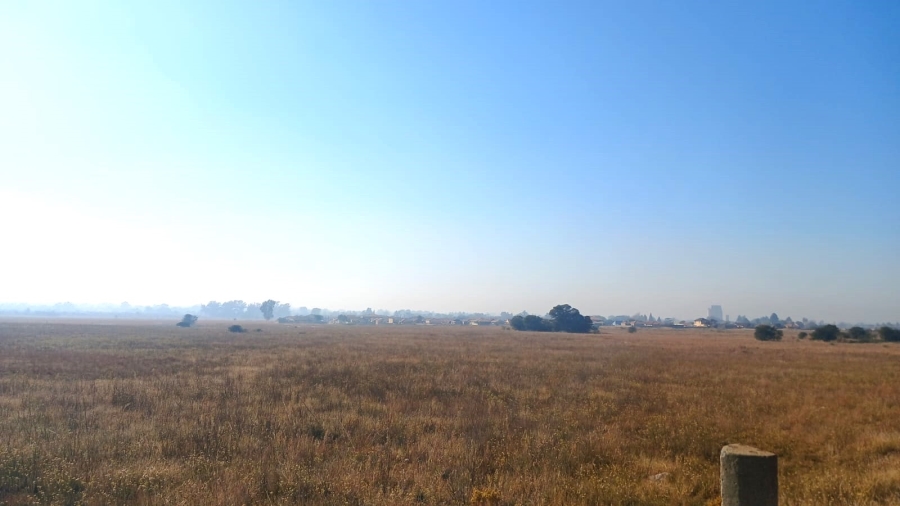 0 Bedroom Property for Sale in Unitas Park Gauteng