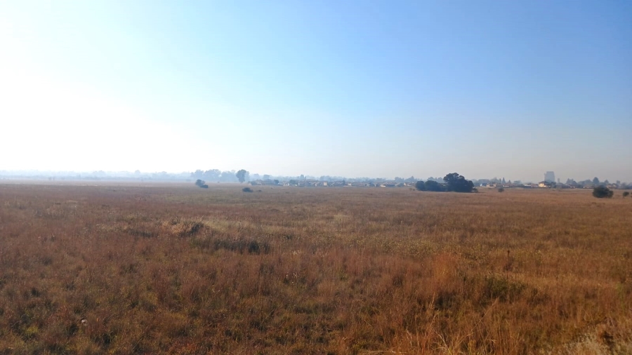 0 Bedroom Property for Sale in Unitas Park Gauteng