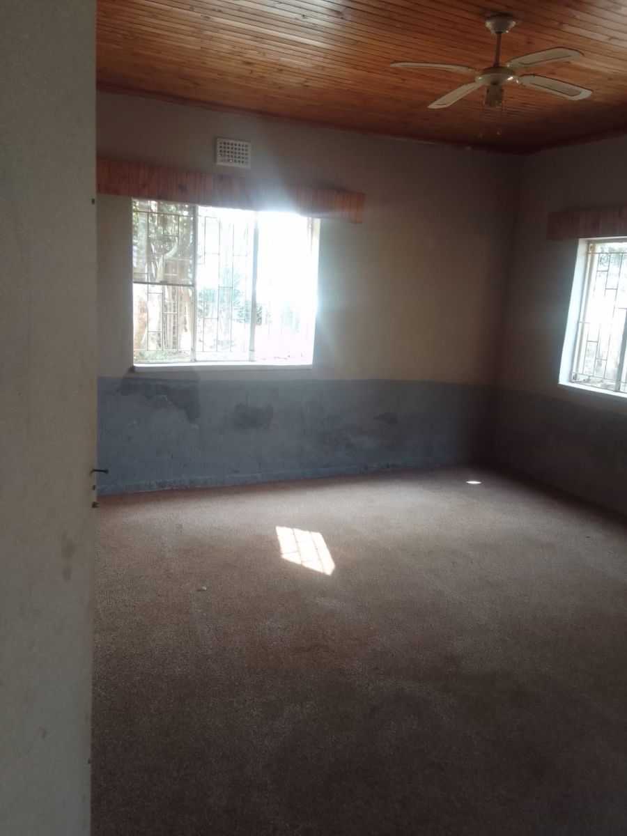 To Let 3 Bedroom Property for Rent in Kleinzonderhout AH Gauteng