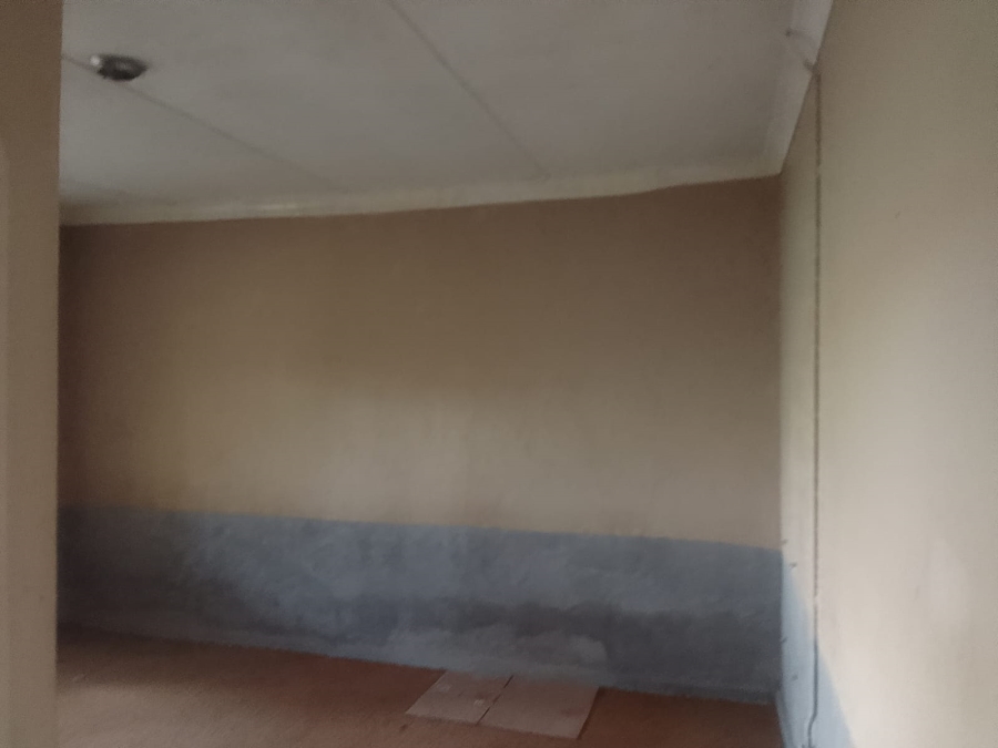 To Let 3 Bedroom Property for Rent in Kleinzonderhout AH Gauteng