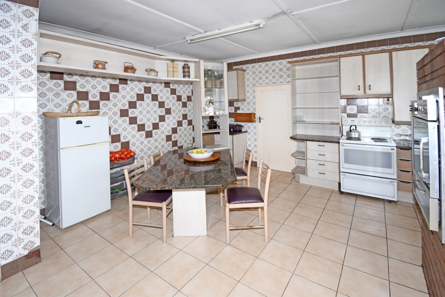 3 Bedroom Property for Sale in Kew Gauteng