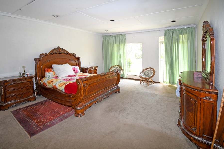 3 Bedroom Property for Sale in Kew Gauteng