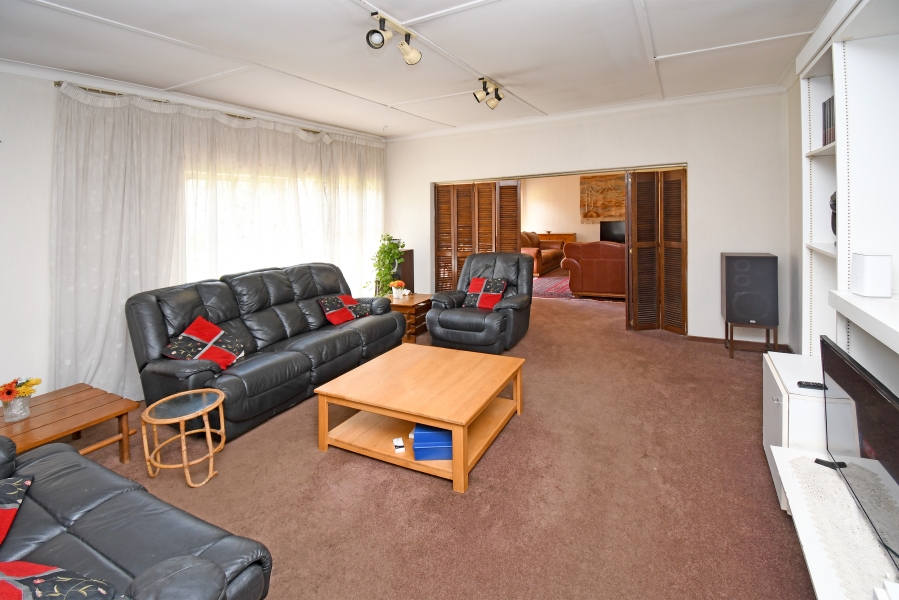3 Bedroom Property for Sale in Kew Gauteng