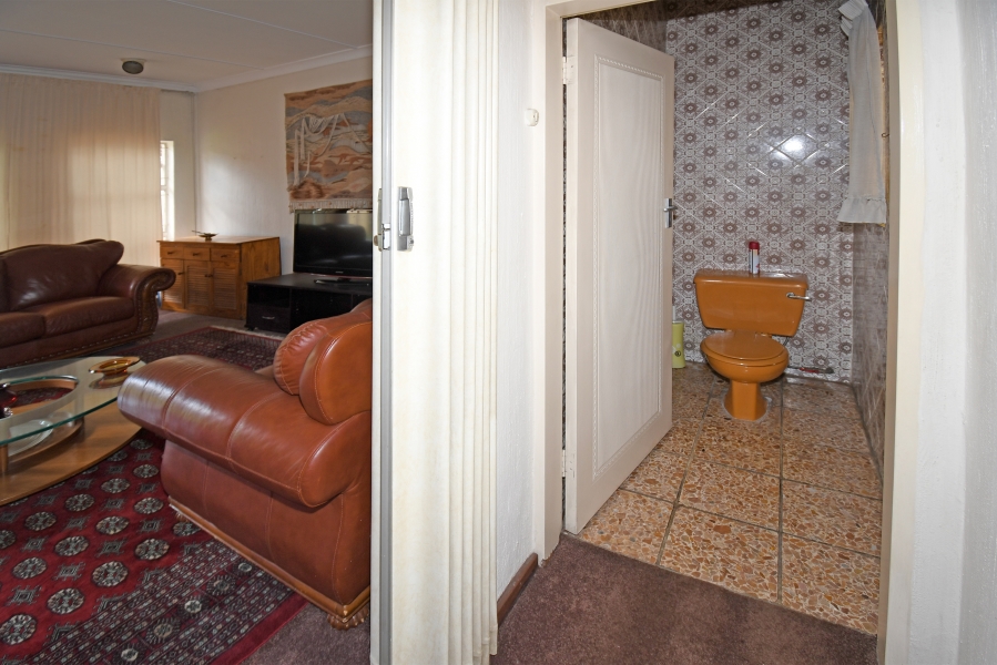 3 Bedroom Property for Sale in Kew Gauteng