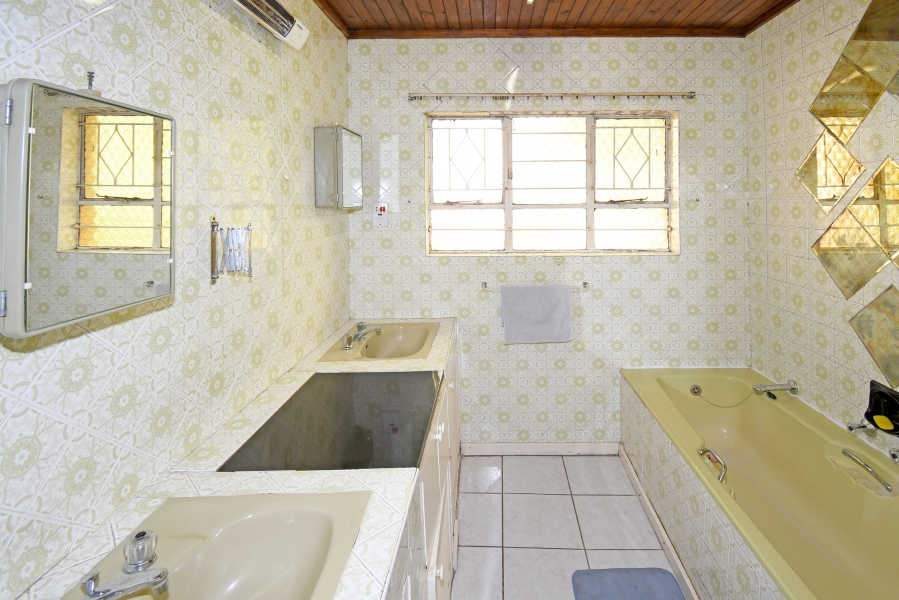 3 Bedroom Property for Sale in Kew Gauteng
