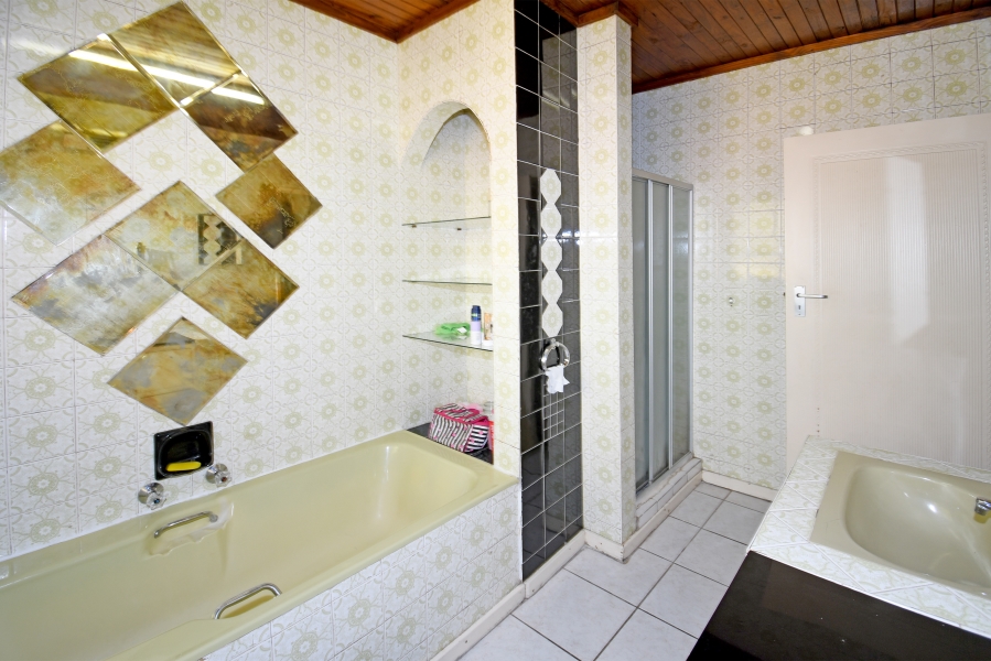 3 Bedroom Property for Sale in Kew Gauteng