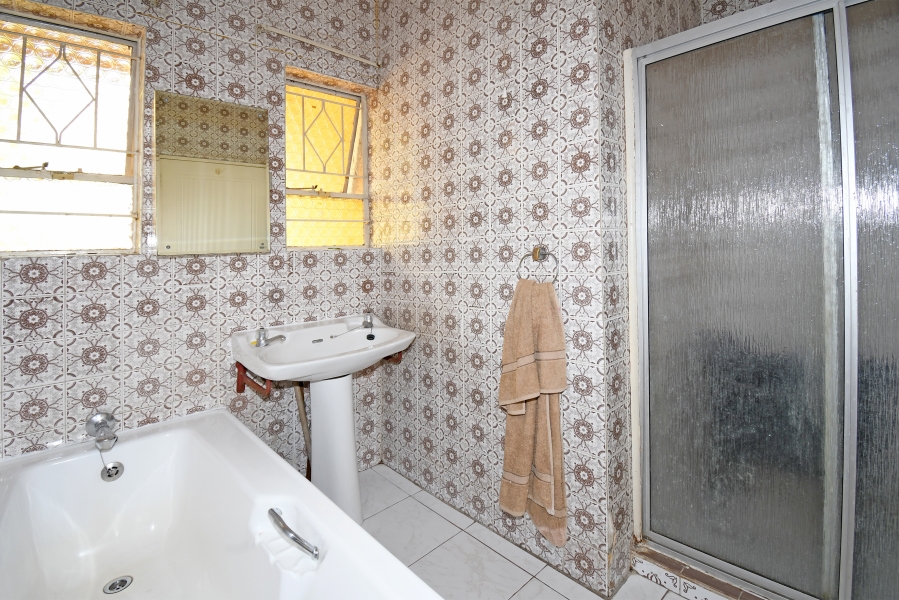 3 Bedroom Property for Sale in Kew Gauteng