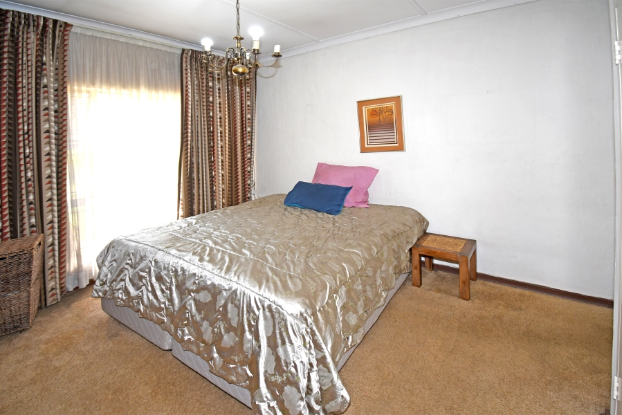 3 Bedroom Property for Sale in Kew Gauteng