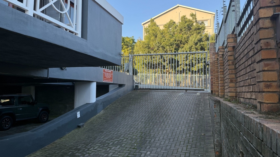 To Let commercial Property for Rent in Buccleuch Gauteng