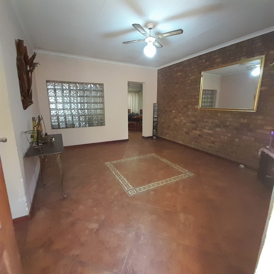 3 Bedroom Property for Sale in Doornpoort Gauteng