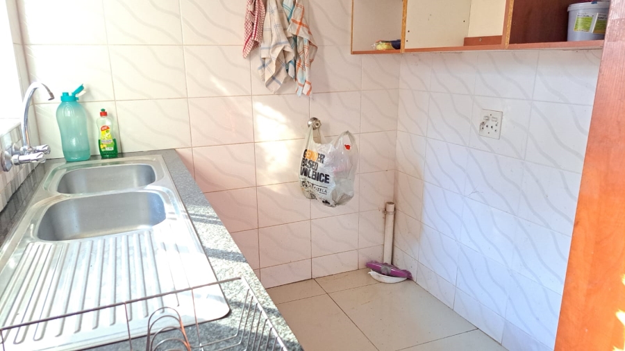 5 Bedroom Property for Sale in Ninapark Gauteng