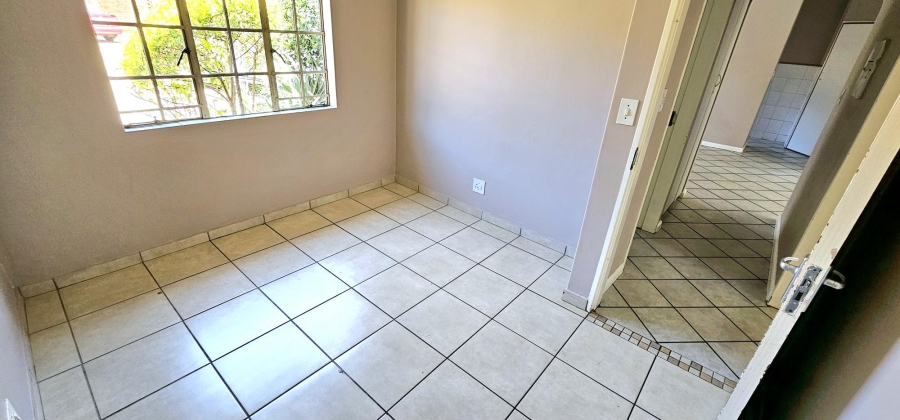 3 Bedroom Property for Sale in Die Hoewes Gauteng