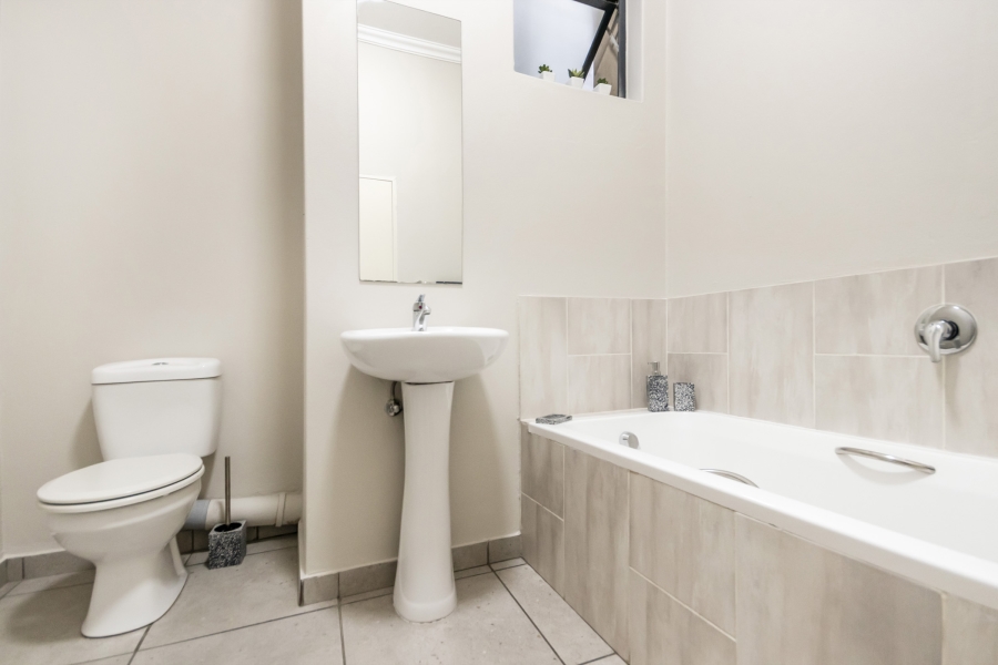 2 Bedroom Property for Sale in Ferndale Gauteng